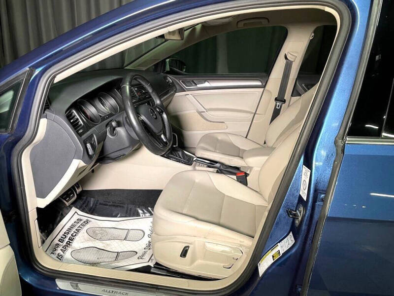 2017 Volkswagen Golf Alltrack