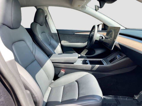 2024 Tesla Model Y Performance