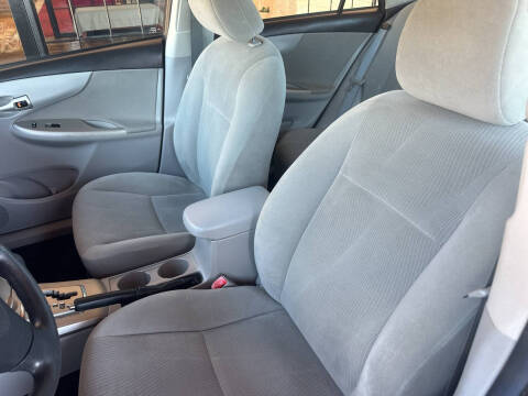 2012 Toyota Corolla LE