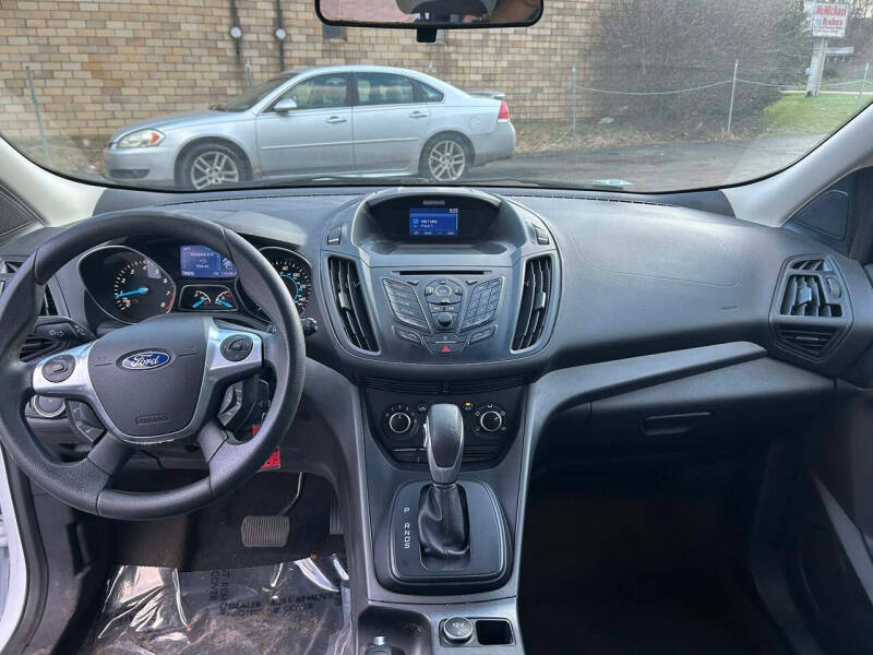2014 Ford Escape S