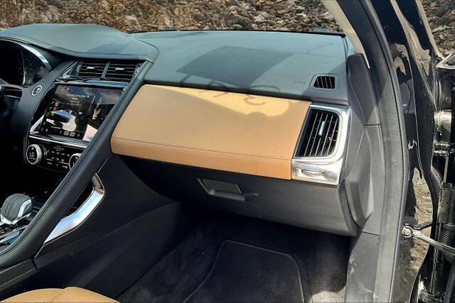 2022 Jaguar E-PACE P250 SE