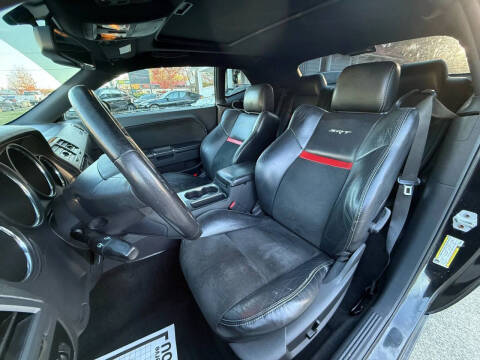 2009 Dodge Challenger SRT8