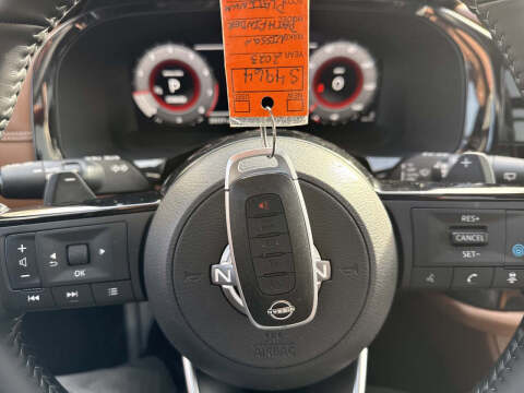 2023 Nissan Pathfinder Platinum