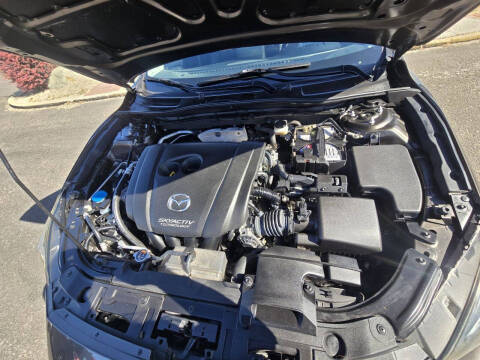 2015 Mazda MAZDA3 s Touring