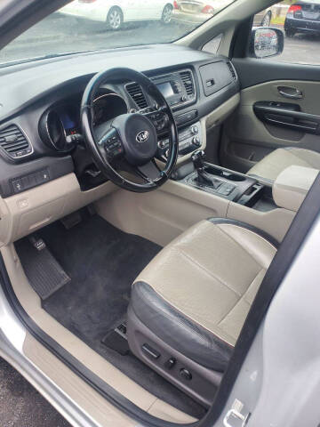 2016 Kia Sedona LX