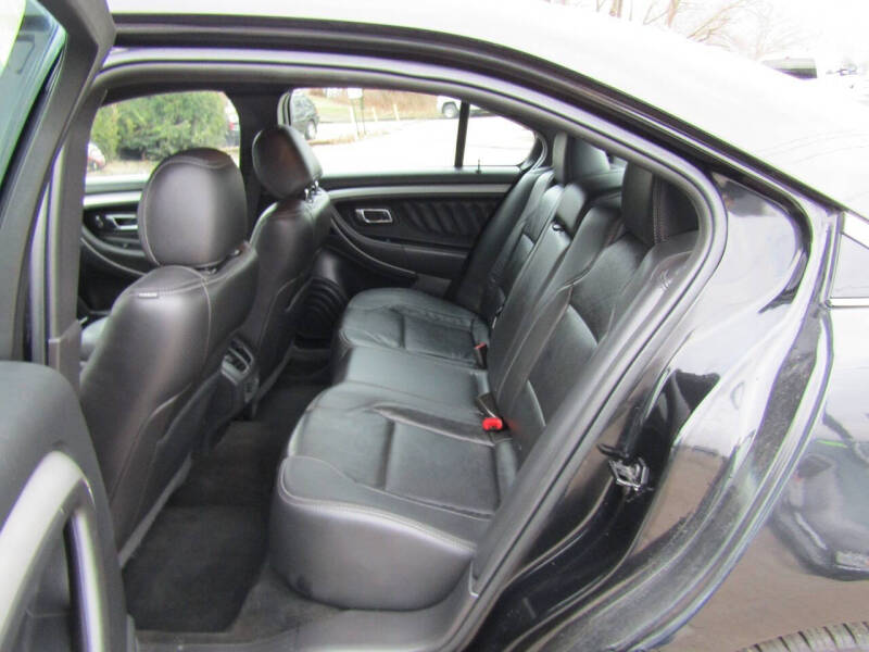 2015 Ford Taurus SEL