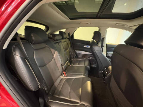 2023 Genesis GV70 2.5T Standard