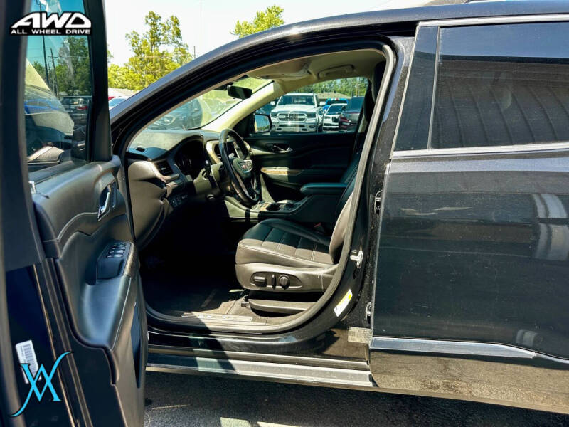 2020 GMC Acadia Denali