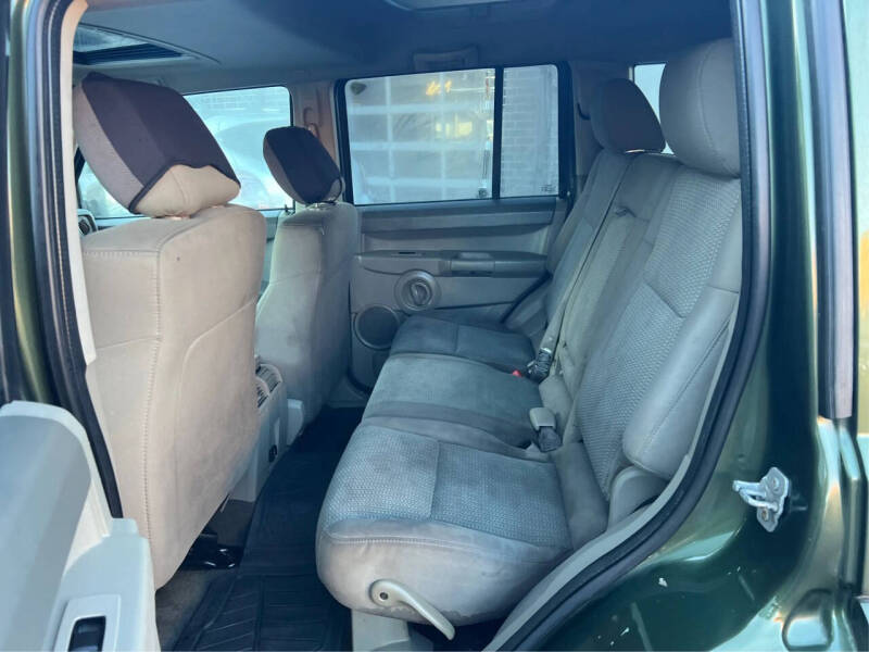 2008 Jeep Commander Sport