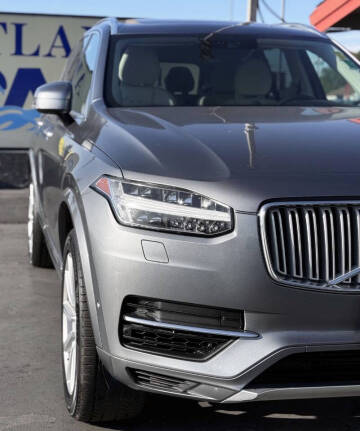 2016 Volvo XC90 T8 eAWD Inscription