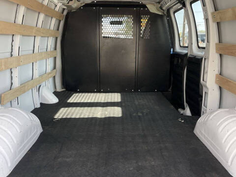 2024 Chevrolet Express 2500