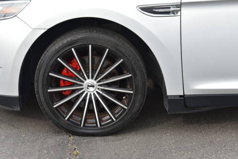 2015 Ford Taurus SEL