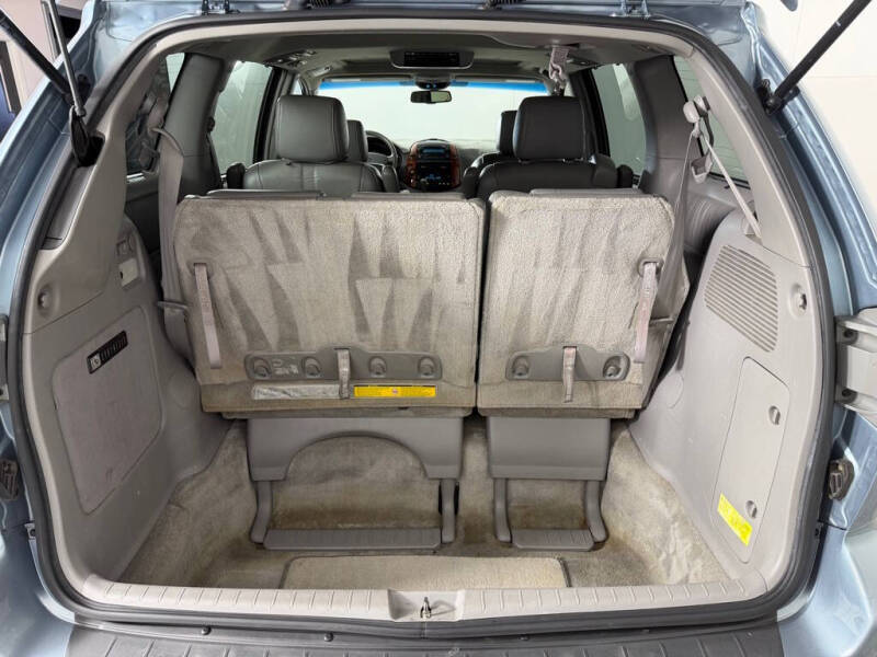 2006 Toyota Sienna XLE 7 Passenger
