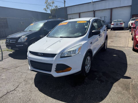 2014 Ford Escape S