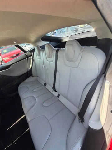 2014 Tesla Model S