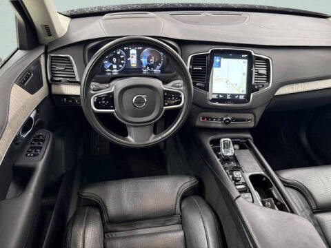 2021 Volvo XC90 Recharge T8 Inscription 6P