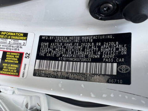 2019 Toyota Camry SE