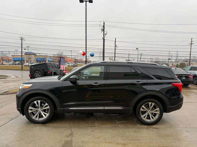 2020 Ford Explorer Platinum