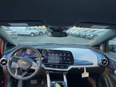 2026 Chevrolet Equinox EV LT 2