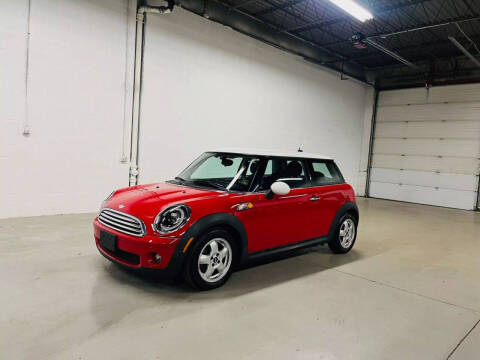 2009 MINI Cooper for sale at Dream Motorworks in Addison IL