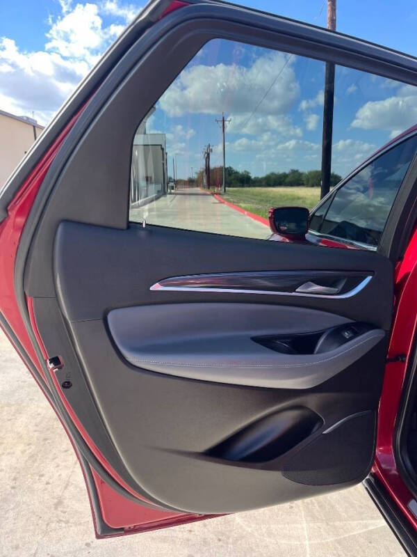 2020 Buick Enclave Essence