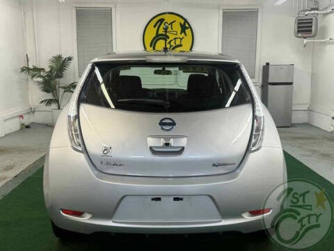 2013 Nissan LEAF S
