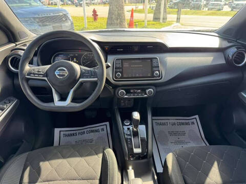 2020 Nissan Kicks SV