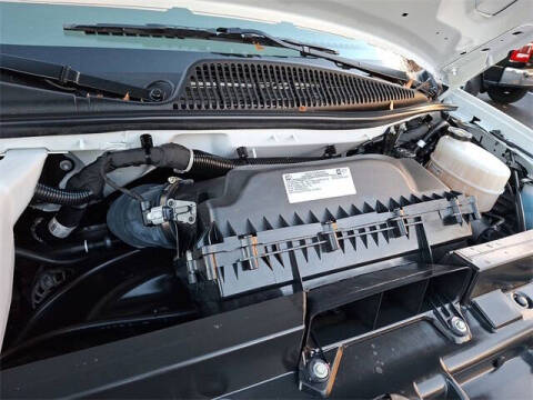 2024 Chevrolet Express 2500