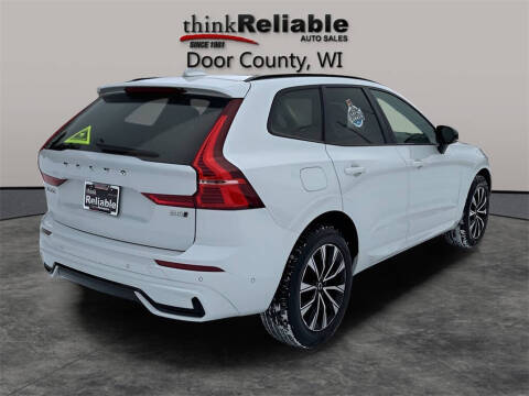 2025 Volvo XC60 B5 Plus Dark Theme