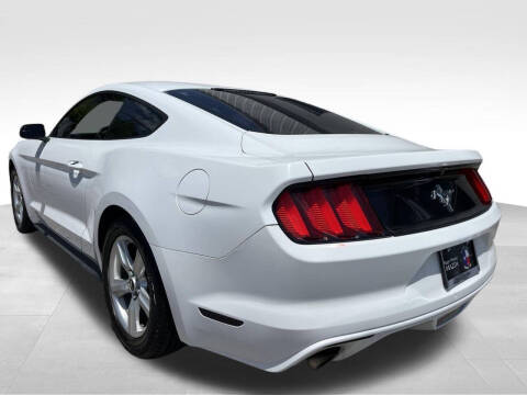 2016 Ford Mustang V6