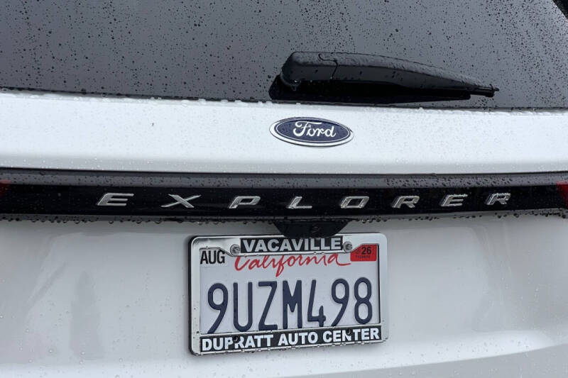 2025 Ford Explorer Active