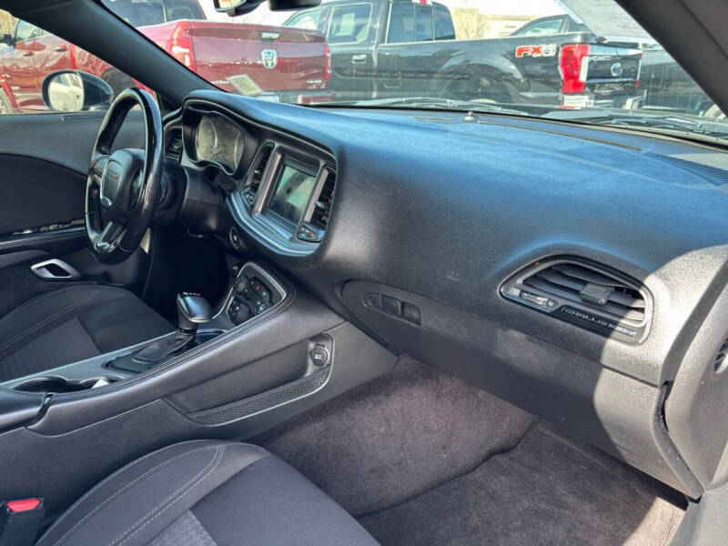 2019 Dodge Challenger SXT