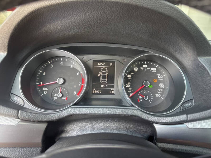 2018 Volkswagen Passat 2.0T R-Line