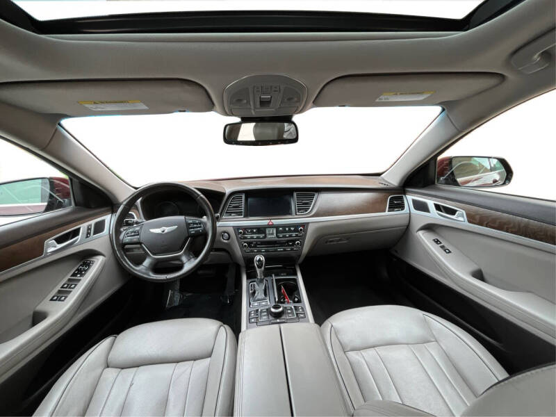 2015 Hyundai Genesis Base photo 23