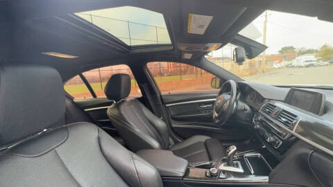 2018 BMW 3 Series 330i xDrive