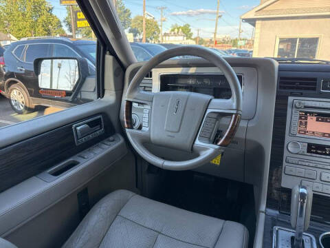 2008 Lincoln Navigator