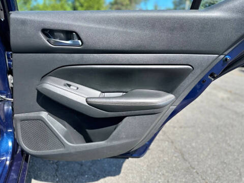 2021 Nissan Altima 2.5 SR