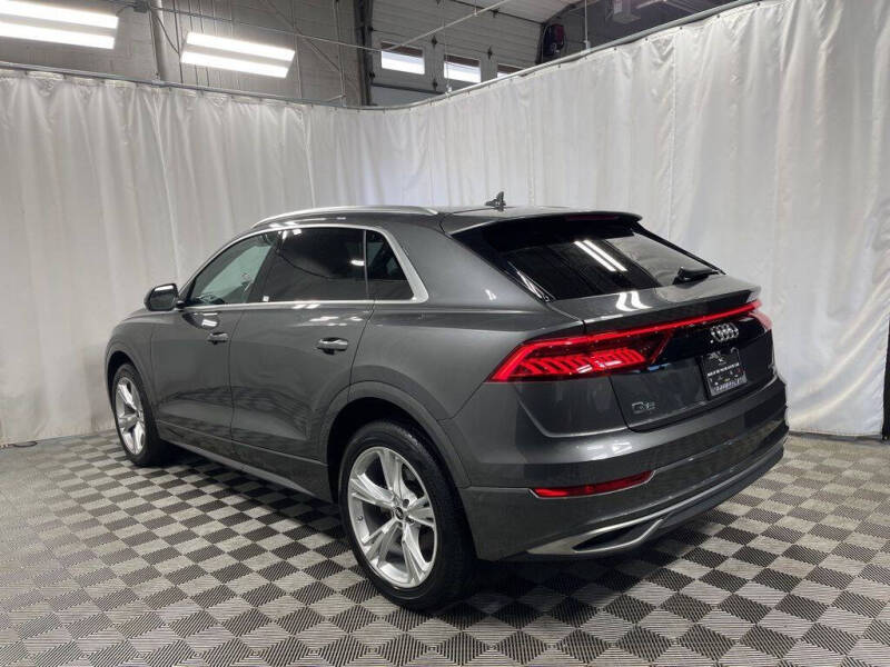 2022 Audi Q8 quattro Premium Plus 55 TFSI