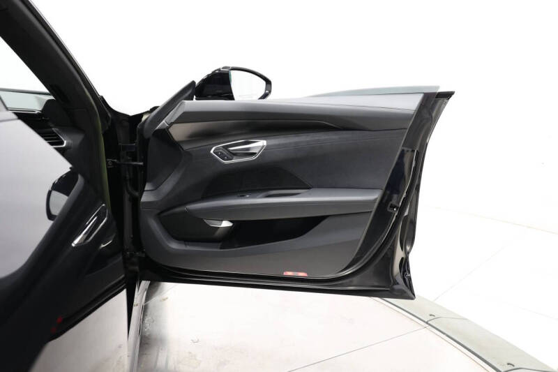 2022 Audi RS e-tron GT quattro