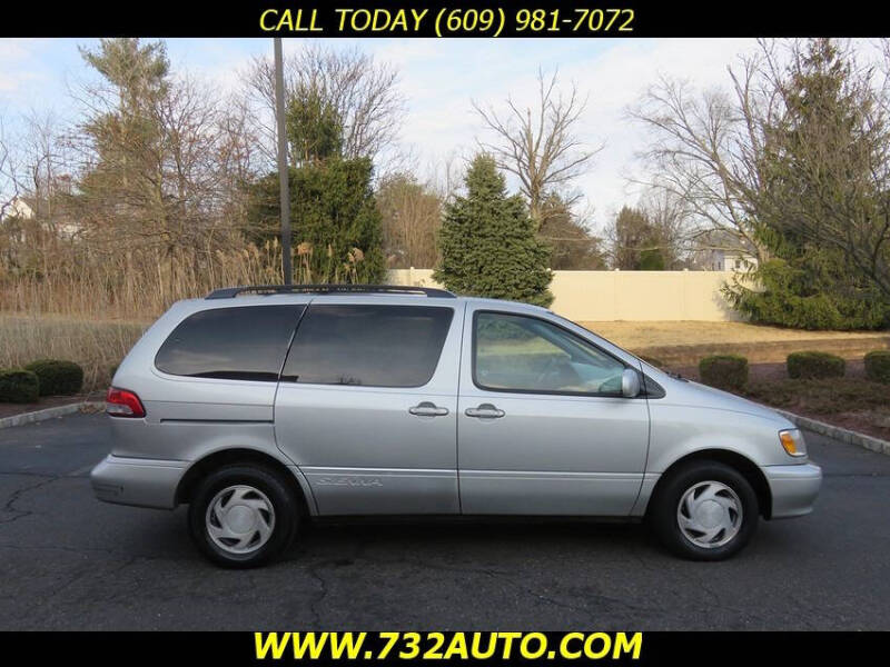 2003 Toyota Sienna LE