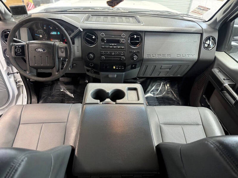 2013 Ford F-350 Super Duty XL