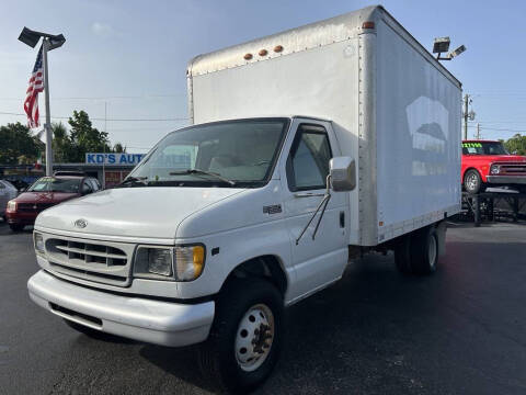 2002 Ford E-Series for sale at KD's Auto Sales in Pompano Beach FL