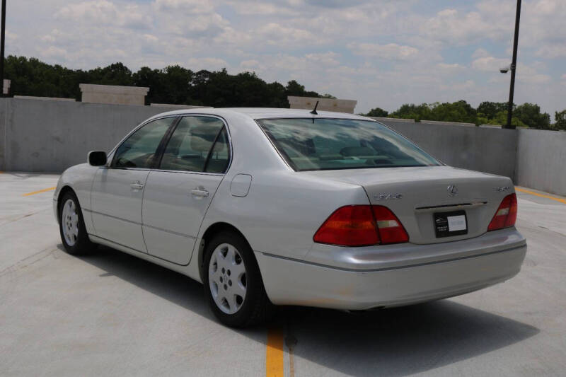 2001 Lexus LS 430