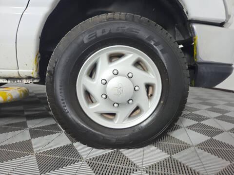 2013 Ford E-Series E-250