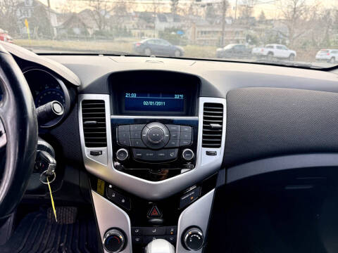 2011 Chevrolet Cruze LT