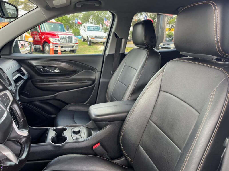 2021 GMC Terrain SLT