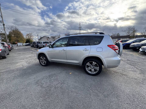 2009 Toyota RAV4 Sport
