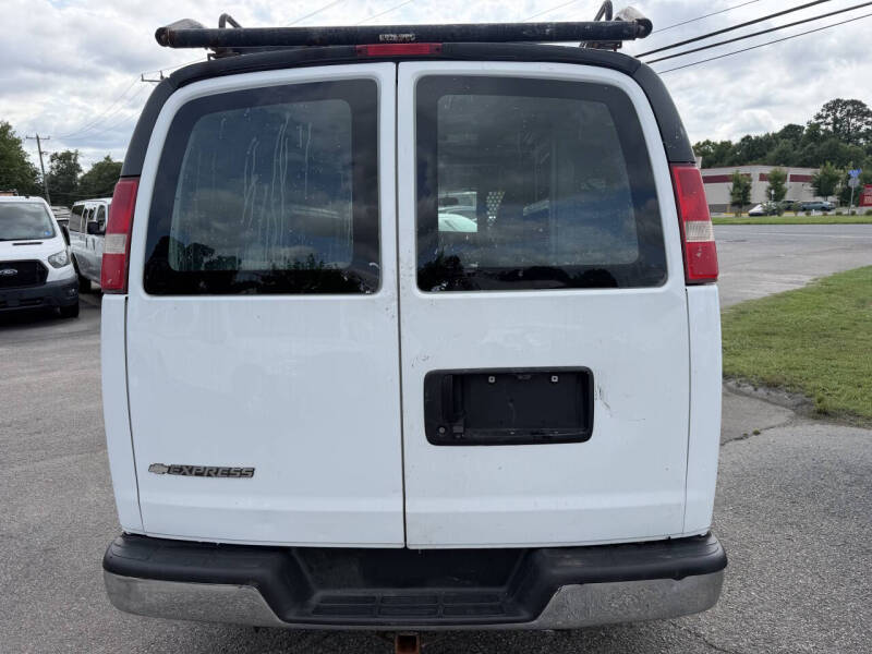 2017 Chevrolet Express 2500