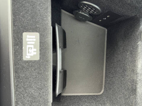 2025 Porsche Taycan 4S