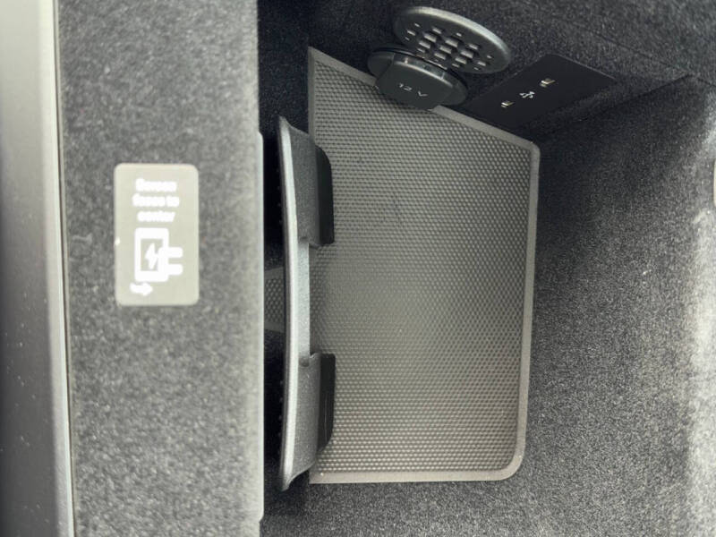 2025 Porsche Taycan 4S